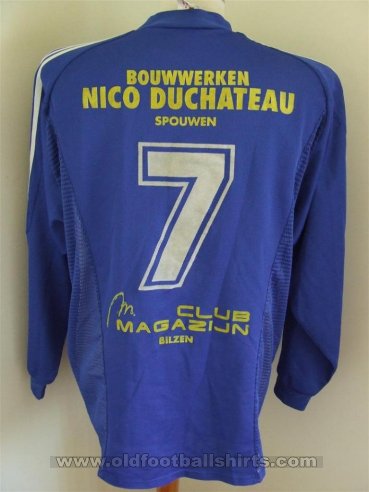 Spouwen Mopertingen  Home football shirt 2002