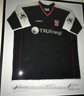 Ipswich Town Special football shirt 2002