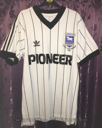 Ipswich Town Away football shirt 1982 - 1984