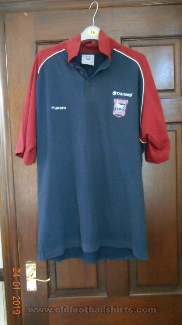 Ipswich Town Training/Leisure football shirt 2002 - 2003