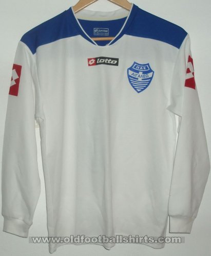 Egaleo F.C. Home football shirt (unknown year)
