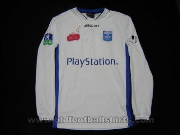 Auxerre Home football shirt 2005 - 2006