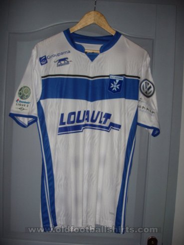 Auxerre Home football shirt 2016 - 2017