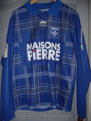 Auxerre Third football shirt 2011 - 2012