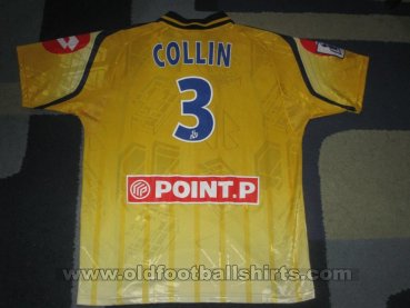 FC Gueugnon Home football shirt 2004 - 2006