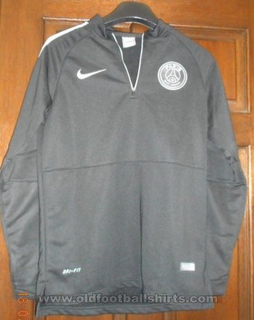 Paris Saint-Germain Training/Leisure football shirt (unknown year)