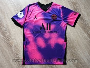 Paris Saint-Germain Istimewa baju bolasepak 2020 - 2021