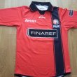 Home football shirt 2001 - 2002