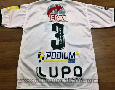 Icasa Away football shirt 2011