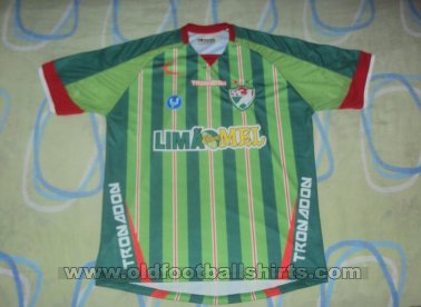 Salgueiro Atlético Clube Home football shirt 2009