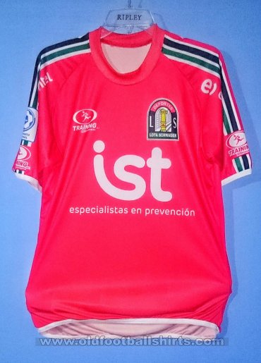 Lota Schwager Away football shirt 2013
