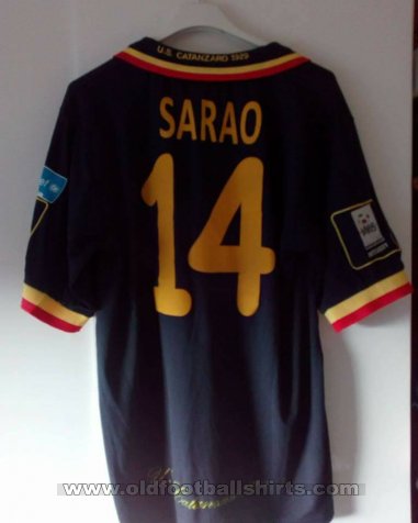 U.S. Catanzaro 1929 Away football shirt 2016 - 2017