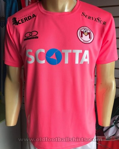 Malleco Unido Third football shirt 2018