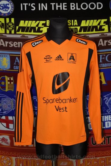 Asane Fotball Home football shirt 2012 - 2013