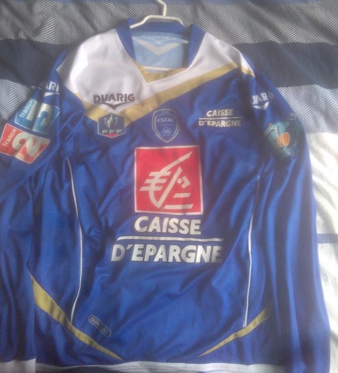 Maillot De Foot ESTAC Troyes Domicile – Le Coq Sportif – Neuf Avec étiquettes