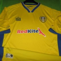 Leeds United Away football shirt 2007 - 2008 sponsored by Red Kite