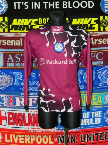 Leeds United Goalkeeper football shirt 1996 - 1998