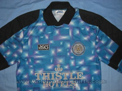 Leeds United Goalkeeper football shirt 1994 - 1995