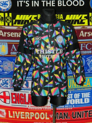 Leeds United Goalkeeper football shirt 1993 - 1995