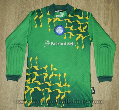 Leeds United Goalkeeper football shirt 1996 - 1998