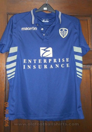 Leeds United Training/Leisure football shirt 2011 - ?