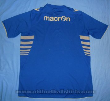 Leeds United Training/Leisure football shirt 2013 - 2014