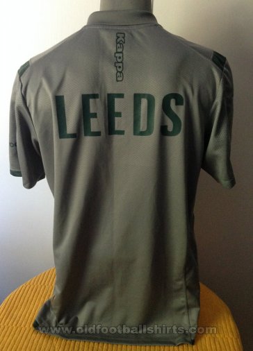 Leeds United Training/Leisure football shirt 2019 - 2020