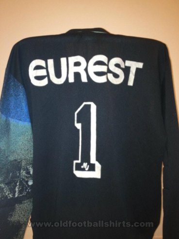 Nantes Goalkeeper football shirt 1994 - 1995
