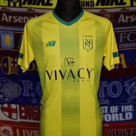 Nantes Womens Teams football shirt 2020 - 2021 sponsored by Vivacy Paris