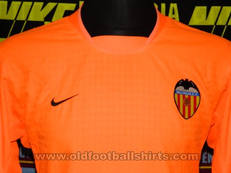 Valencia Away football shirt 2003 - 2004