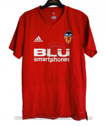 Valencia Training/Leisure football shirt 2018 - 2019