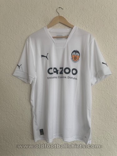 Valencia Home חולצת כדורגל 2022 - 2023
