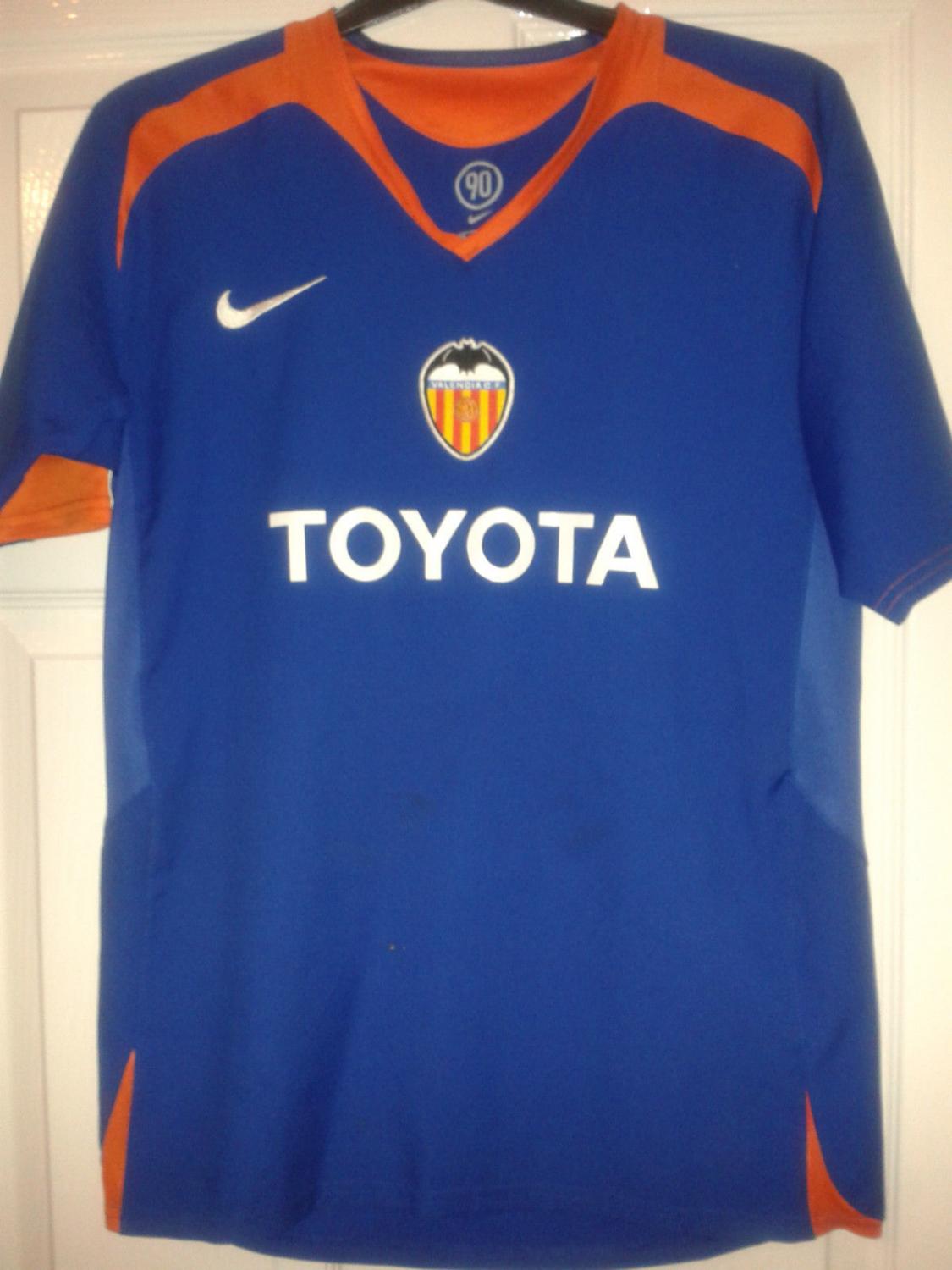 Valencia Away football shirt 2005 2006.