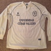 Away football shirt 2003