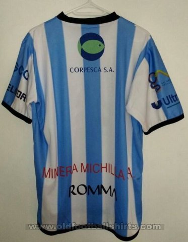 Municipal Mejillones Home football shirt 2011