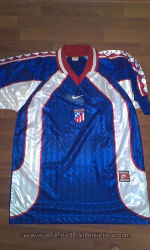 Atletico Madrid Third football shirt (unknown year)