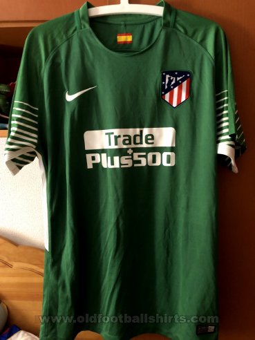 Atletico Madrid Goalkeeper football shirt 2016 - 2017
