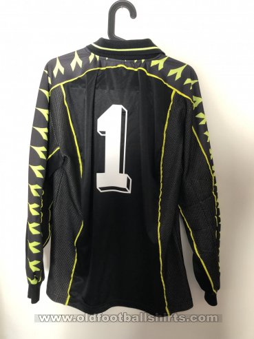 MOL Fehérvár FC Goalkeeper football shirt 2001 - 2003
