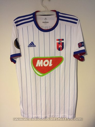 MOL Fehérvár FC Baju piala baju bolasepak 2018 - 2019