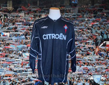 Celta Vigo Goalkeeper football shirt 2003 - 2005