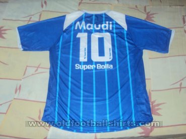Clube Recreativo e Atlético Catalano Third football shirt 2011