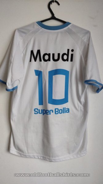 Clube Recreativo e Atlético Catalano Away football shirt 2009