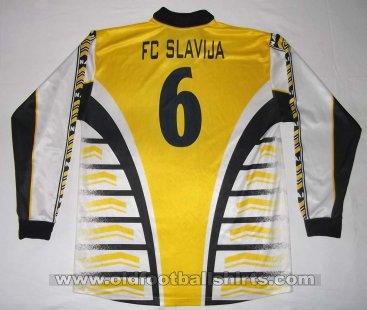 Slavija Beograd Home football shirt (unknown year)
