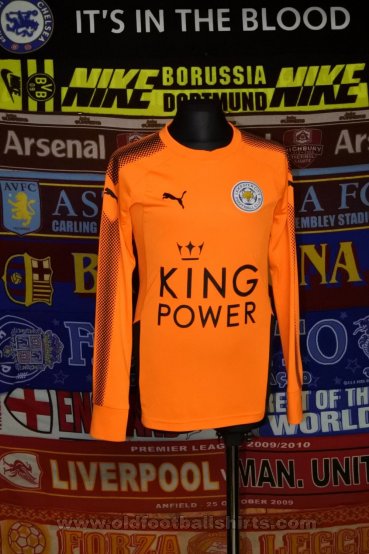 Leicester City Goalkeeper football shirt 2017 - 2018