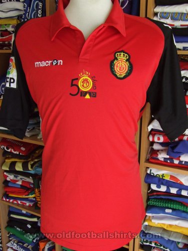 Mallorca Training/Leisure football shirt 2010 - 2011