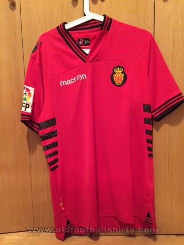 Mallorca Home baju bolasepak 2013 - 2014
