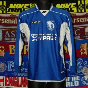 Home football shirt (unknown year)