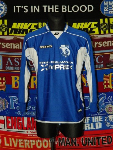 ZKS Unia Tarnow Home football shirt (unknown year)