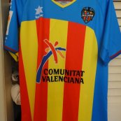 Third football shirt 2011 - 2012