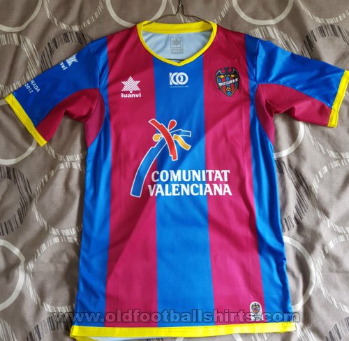 Levante Home football shirt 2011 - 2012